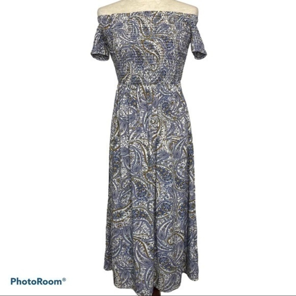 Old Navy Maxi Paisley Dress size Small